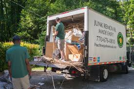 Best Commercial Junk Removal  in Cleveland, WI